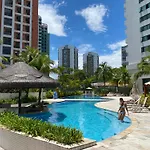 Flat Com Vista De Cinema Para Praia Da Barra Da Tijuca - 5 Min Da Praia - Ar Condicionado, Portaria 24H, Wi-Fi 500 Mbps