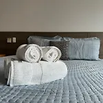 Flat Com Vista De Cinema Para Praia Da Barra Da Tijuca - 5 Min Da Praia - Ar Condicionado, Portaria 24H, Wi-Fi 500 Mbps