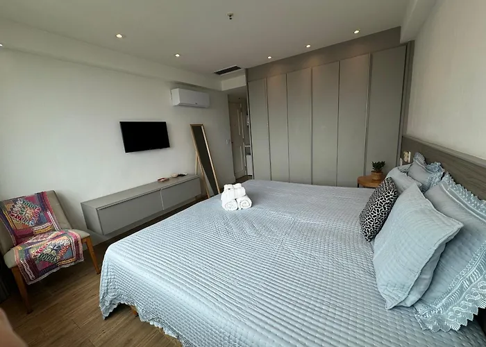 Flat Com Vista De Cinema Para Praia Da Barra Da Tijuca - 5 Min Da Praia - Ar Condicionado, Portaria 24H, Wi-Fi 500 Mbps